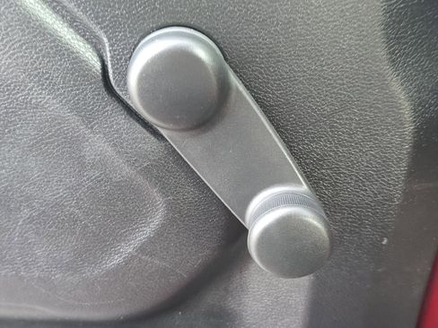 Used 2021 Jeep Wrangler Unlimited Sport image 32