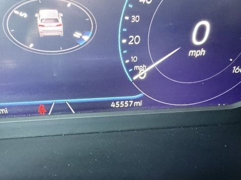 Used 2022 Volkswagen Taos SEL image 9