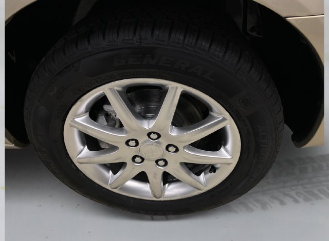 Used 2007 Buick Lucerne CXL w/ Luxury Package FWD image 18