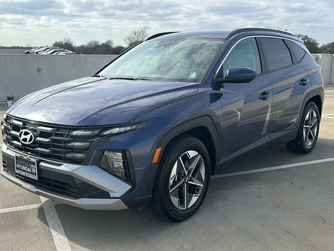 Certified 2025 Hyundai Tucson SEL image 8