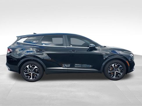 Used 2025 Kia Sportage EX FWD image 6