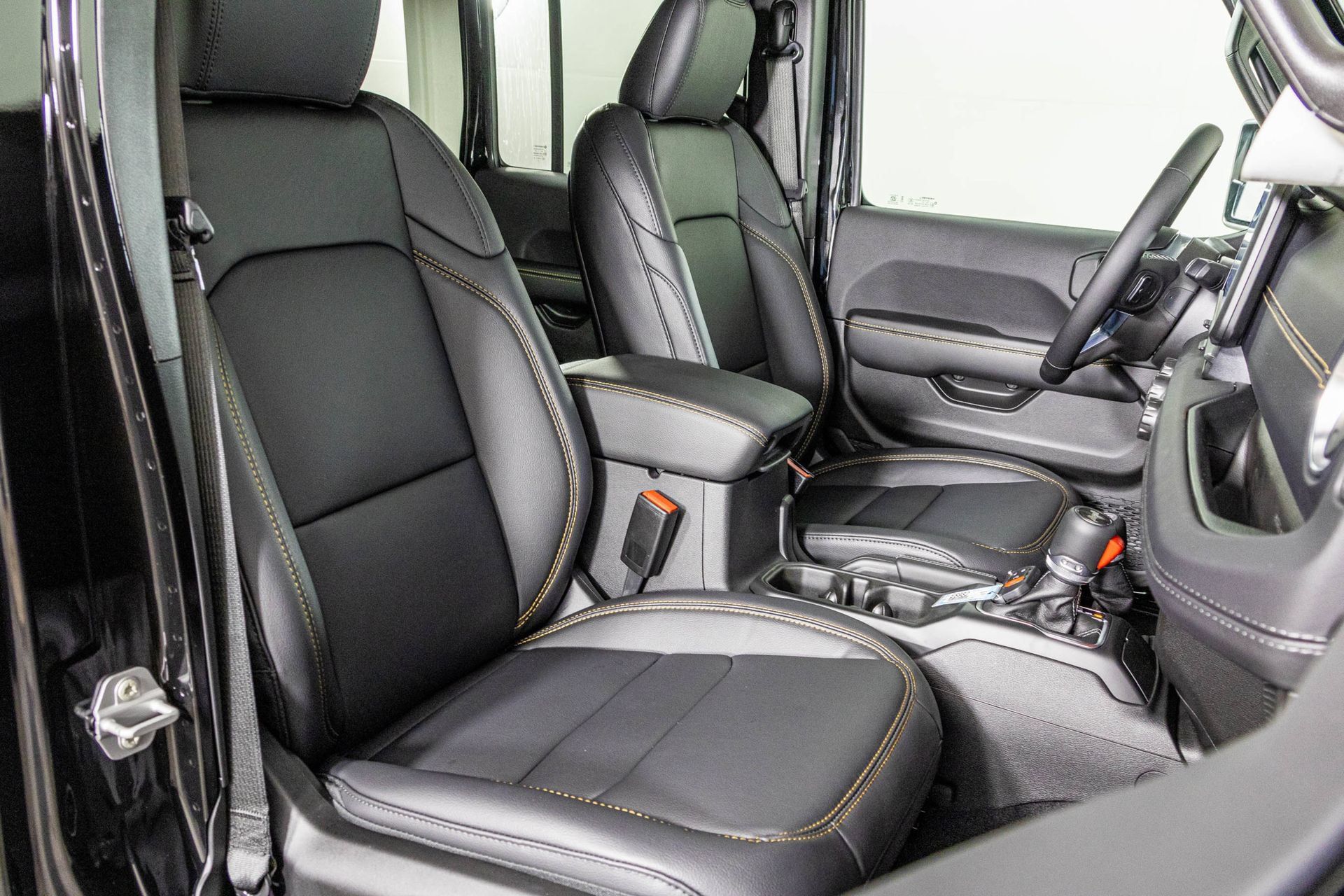 New 2027 Jeep Wrangler Unlimited Sahara AWD/4WD image 39