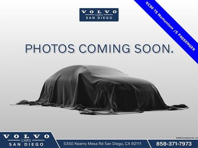 Used 2017 Volvo XC90 T5 Momentum w/ Vision Package