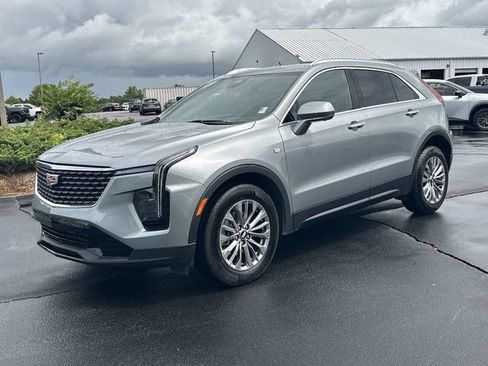 Certified 2025 Cadillac XT4 Premium Luxury FWD image 4