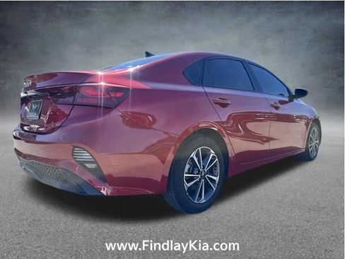 Certified 2023 Kia Forte LXS image 4