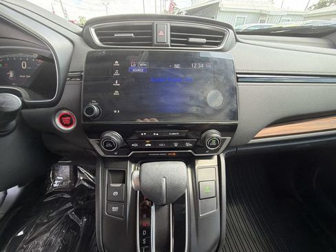 Used 2017 Honda CR-V EX image 17