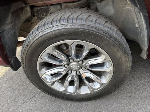 Used 2020 RAM 1500 Laramie w/ Sport Appearance Package image 9