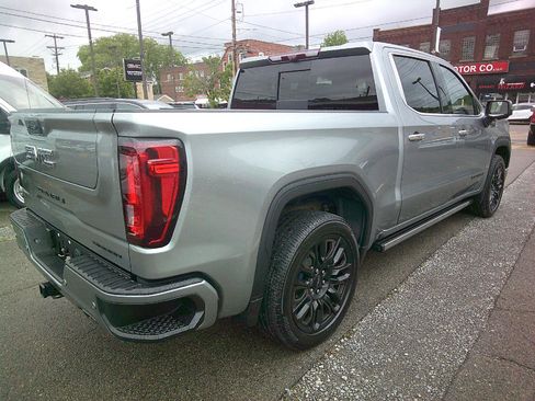 Used 2023 GMC Sierra 1500 Denali Ultimate image 6