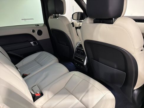 Used 2021 Land Rover Range Rover Sport HSE Dynamic image 27