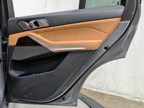 Used 2025 BMW X5 xDrive50e w/ M Sport Package image 21