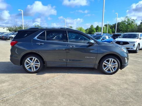 Used 2019 Chevrolet Equinox Premier FWD image 6
