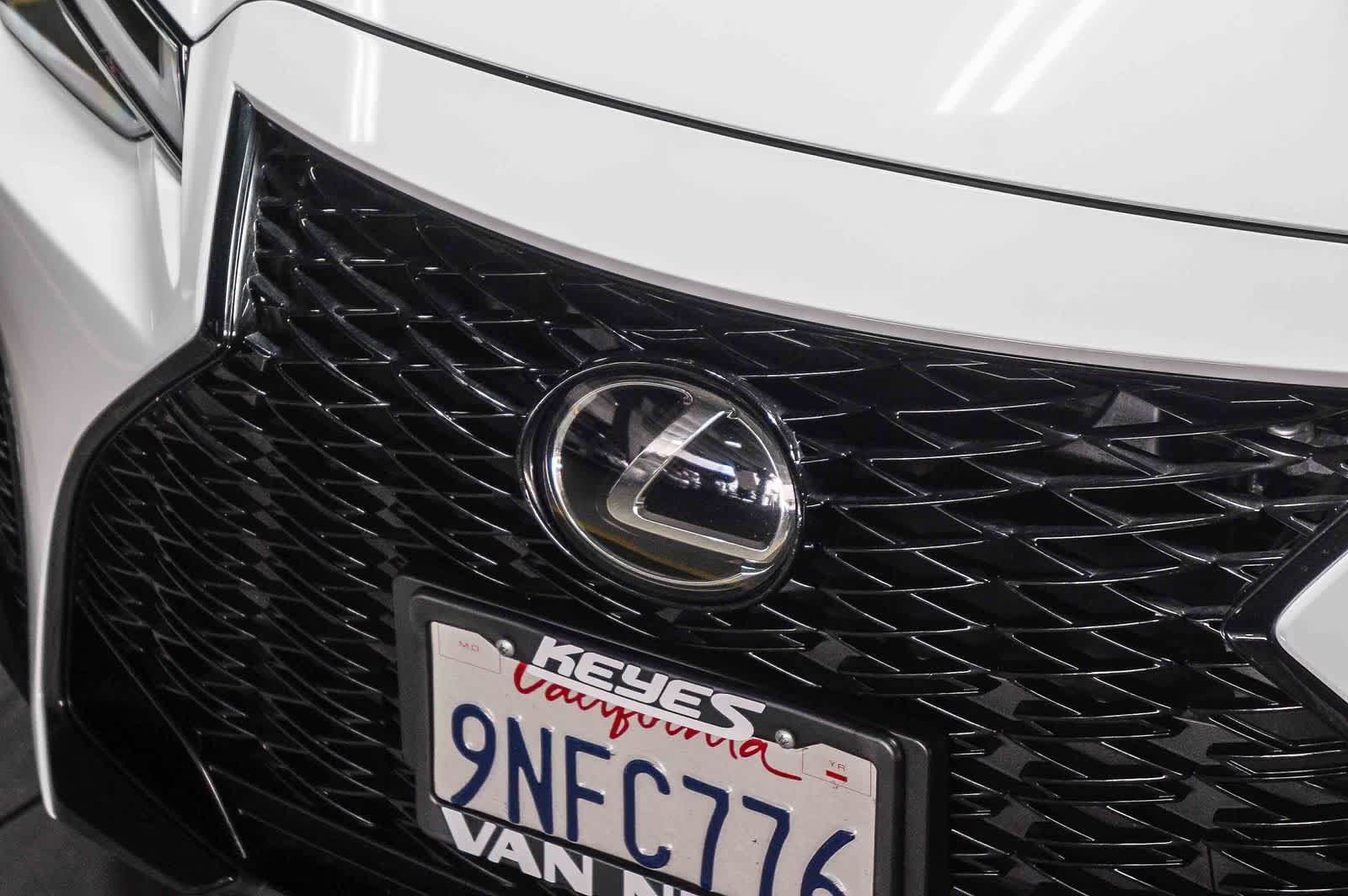 Used 2024 Lexus IS 300 F Sport RWD image 8
