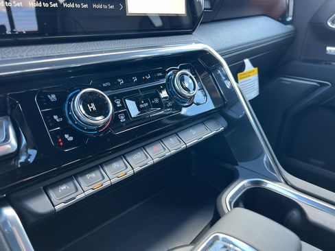 New 2026 GMC Sierra 1500 Denali w/ Denali Reserve Package image 28