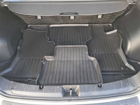 Used 2019 Subaru Crosstrek 2.0i Premium w/ Eyesight System image 13