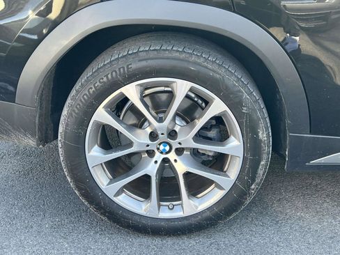 Used 2022 BMW X6 xDrive40i w/ Executive Package image 8