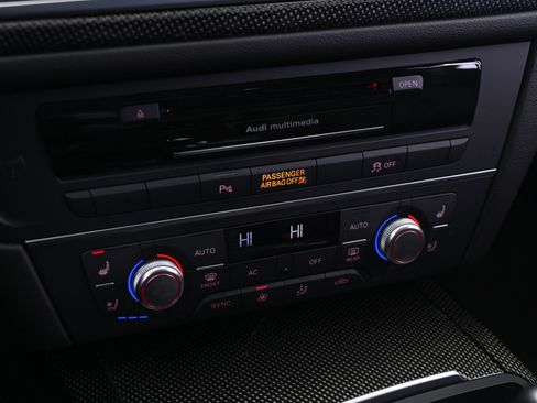 Used 2013 Audi S6 Prestige image 33