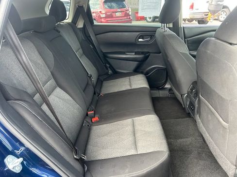 Used 2025 Nissan Rogue SV AWD/4WD image 33