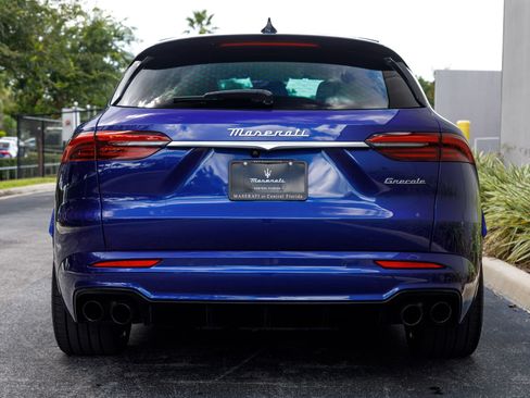 Used 2023 Maserati Grecale Modena AWD/4WD image 4
