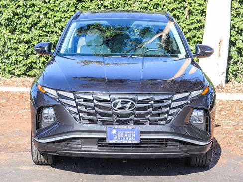 Used 2023 Hyundai Tucson SEL w/ Convenience Package FWD image 2