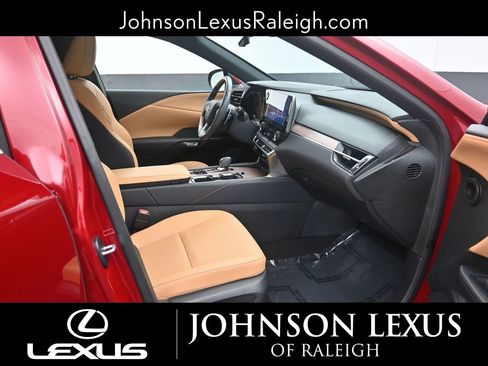 Certified 2024 Lexus RX 350h w/ Accessory Package (Z1) image 11