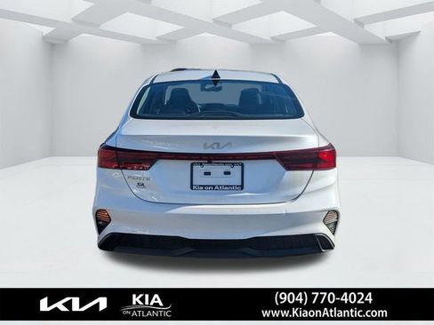 Used 2024 Kia Forte LXS image 4