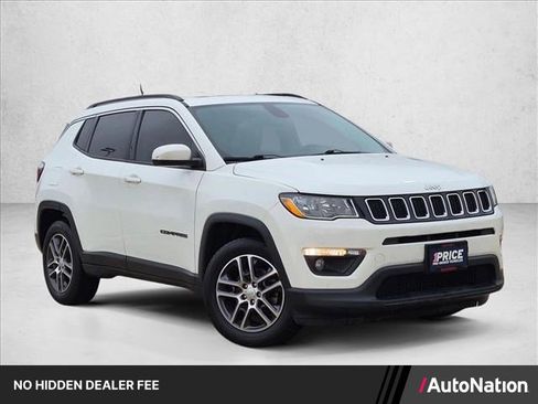 Used 2018 Jeep Compass Latitude FWD image 1