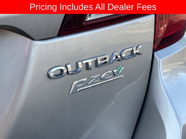 Used 2017 Subaru Outback 2.5i Limited AWD/4WD image 8