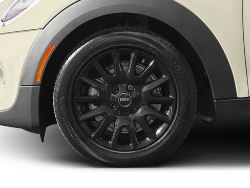 Used 2017 MINI Cooper 4-Door Hardtop FWD image 11