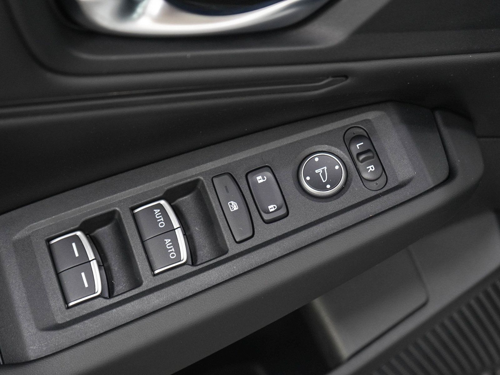 Used 2024 Honda Accord EX image 19