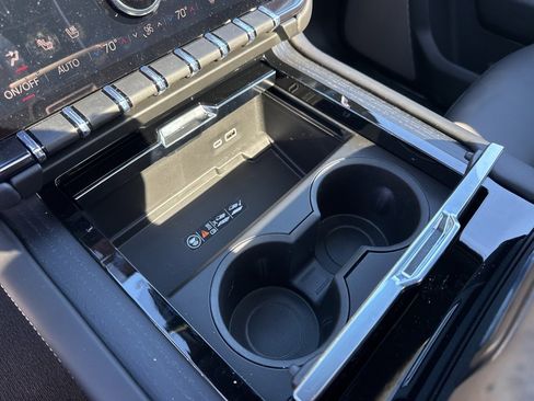 Used 2026 GMC Yukon AT4 Ultimate image 44