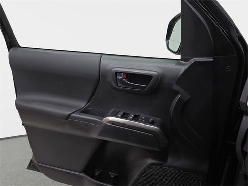 Used 2023 Toyota Tacoma Trail Edition image 29