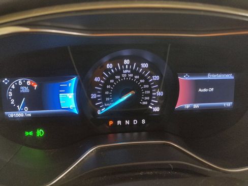 Used 2015 Ford Fusion SE w/ Equipment Group 202A image 23