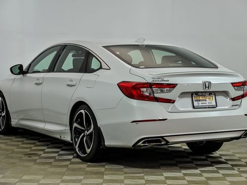Used 2019 Honda Accord Sport image 6