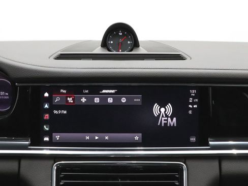 Used 2023 Porsche Panamera 4 Platinum Edition image 35