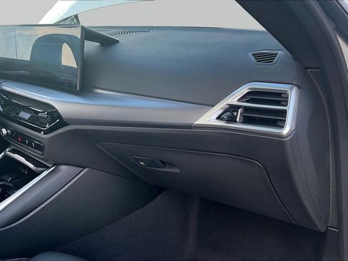 Used 2025 BMW 230i Coupe RWD image 15