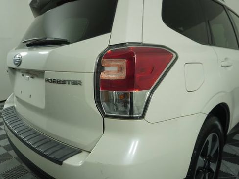 Used 2018 Subaru Forester 2.5i Premium AWD/4WD image 13