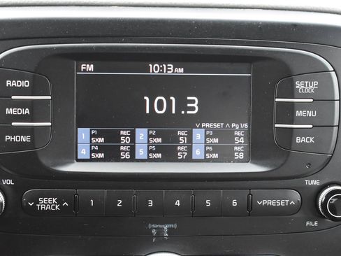 Used 2018 Kia Soul FWD image 21