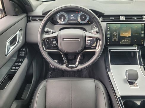 Used 2025 Land Rover Range Rover Velar S image 12