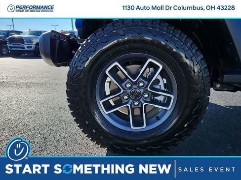 New 2025 Jeep Gladiator Mojave w/ Safety Group image 10