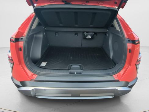Certified 2024 Hyundai Kona Limited FWD image 9