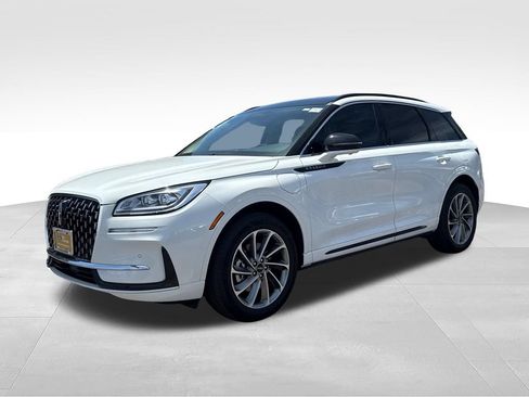 Certified 2025 Lincoln Corsair Grand Touring w/ Equipment Group 301A AWD/4WD image 5
