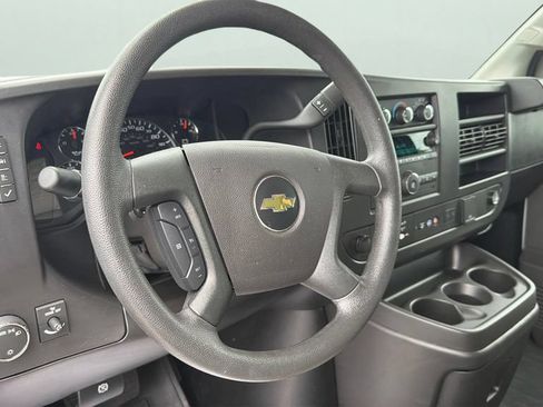 Used 2025 Chevrolet Express 3500 LT w/ LT Preferred Equipment Group RWD image 21