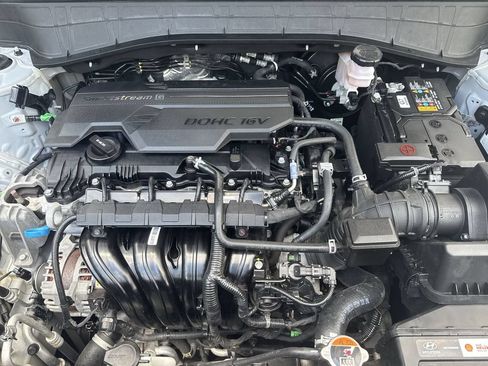 Used 2025 Hyundai Kona SEL AWD/4WD image 17