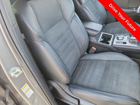 Used 2023 Mitsubishi Outlander SE FWD image 23