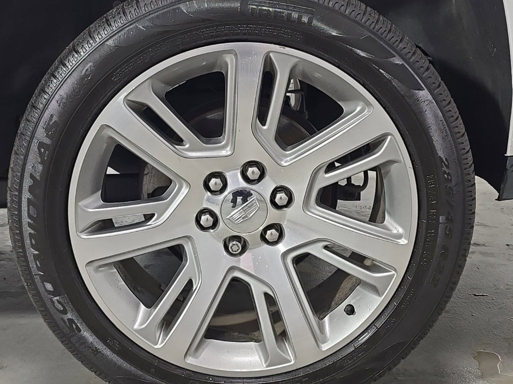 Used 2019 Cadillac Escalade Premium Luxury AWD/4WD image 13