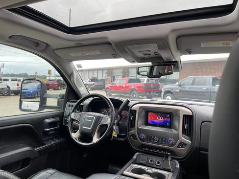 Used 2015 GMC Sierra 3500 Denali w/ Duramax Plus Package image 30