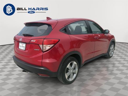 Used 2018 Honda HR-V LX image 5