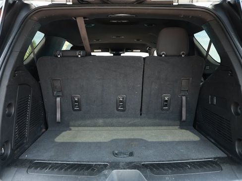 Used 2023 Chevrolet Tahoe LS RWD image 10