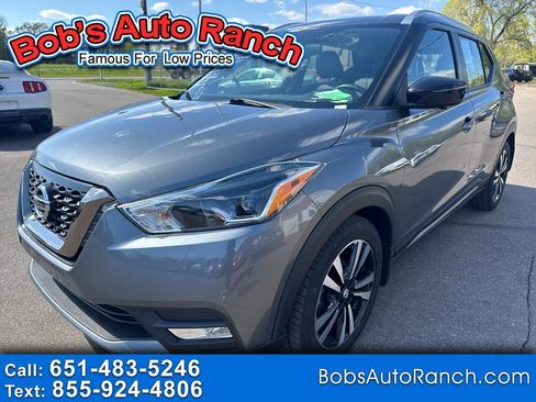 Used 2019 Nissan Kicks SR w/ SR Premium Package FWD image 1