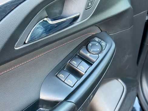 Used 2023 Chevrolet TrailBlazer RS w/ Convenience Package image 17